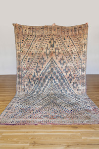 Vintage Rugs: Vintage Moroccan Beni M'Guild Rug - Maryam