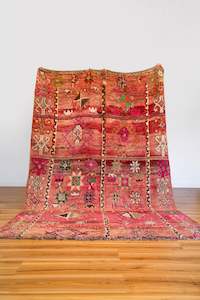 Vintage Rugs: Vintage Moroccan Boujaad Rug