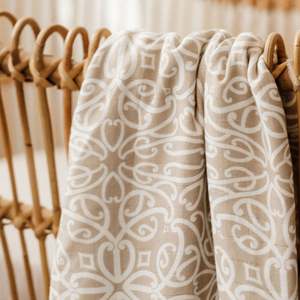 Pepi Wraps: Māori Pēpi Wrap | Mocha