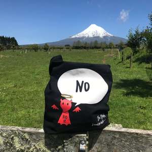 Bagsy: #Bagsy On Tour: New Zealand - Love Taranaki