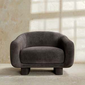 Aguirre Design: Remus Chair