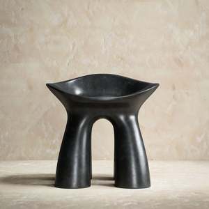 Aguirre Design: Moto Chair Black