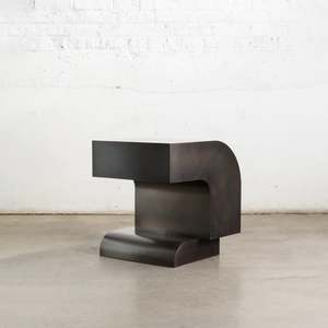 Gentner: Radius Side Table
