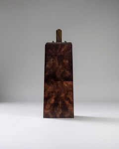 Decorative: Louis Presentation Stand