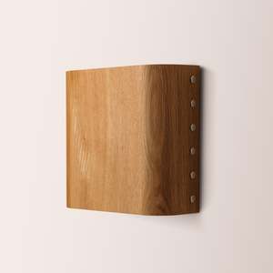 Stud Sconce Curved 1