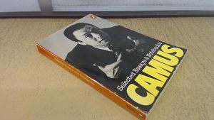 Literary Biography: Selected essays and notebooks (Penguin modern classics) by Albert Camus