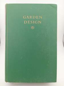 Gardening: Garden Design by Sylvia Crowe
