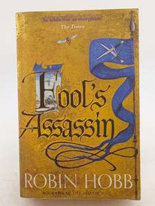 Fool's Assassin (Fitz and the Fool) by Robin Hobb