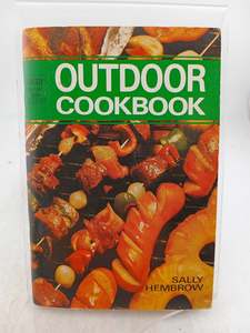 Cooking: Outdoor Cookbook by Sally Hembrow