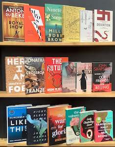 Newarrivals: Literature Bargain Book Box 19 (18 Books)