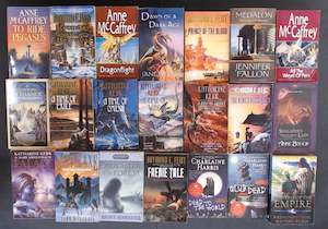 Fiction Bargain Book Boxes: One-off Secondhand Fantasy Bargain Book Box SP2114