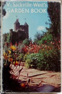 V. Sackville-West's Garden Book by Vita Sackville-West