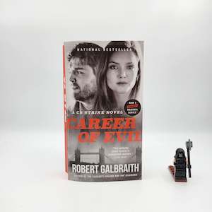 Detective Fiction: Career of Evil (Cormoran Strike #3) - Robert Galbraith