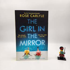 Adult: The Girl in the Mirror - Rose Carlyle
