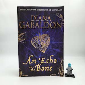 An Echo in the Bone (Outlander #7) - Diana Gabaldon