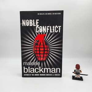Science Fiction: Noble Conflict - Malorie Blackman