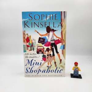 Under 5: Mini Shopaholic (Shopaholic #6) - Sophie Kinsella