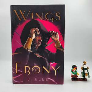 Young Adult Books: Wings of Ebony (Wings of Ebony #1) - J. Elle
