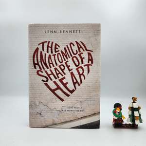 Young Adult Books: The Anatomical Shape of a Heart - Jenn Bennett