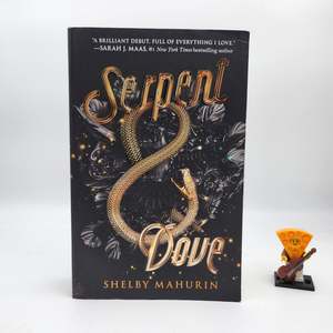New Adult: Serpent & Dove (Serpent & Dove #1) - Shelby Mahurin