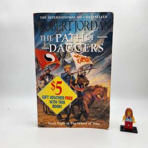C Grade: The Path of Daggers (The Wheel of Time #8)