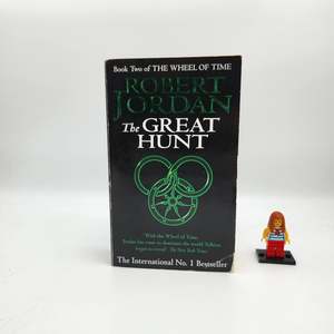 The Great Hunt (The Wheel of Time #2)