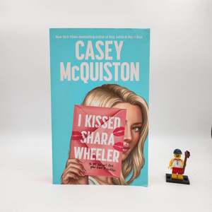 Young Adult Books: I Kissed Shara Wheeler