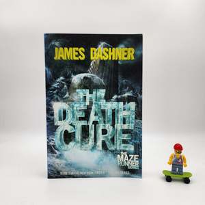Action: The Death Cure (The Maze Runner #3)