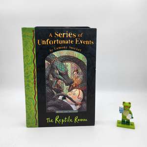 11 13 Year Old Childrens Books: The Reptile Room (A Series of Unfortunate Events #2)