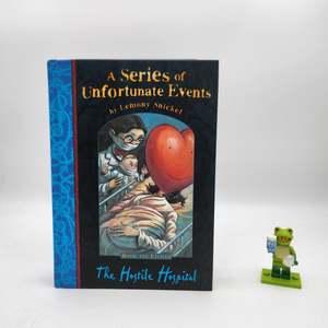 11 13 Year Old Childrens Books: The Hostile Hospital (A Series of Unfortunate Events #8)