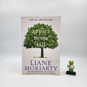 Apples Never Fall