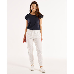 18: Brook Jeans White