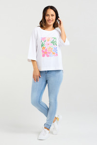 18: Kate T-Shirt White