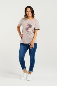 8: Livia T-Shirt Grey