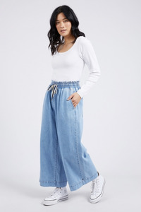 12: Greta Wide Leg Pant Blue