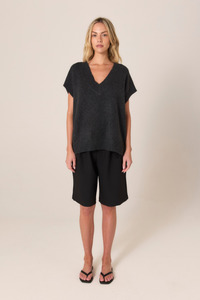 Rae V-Neck Vest Black