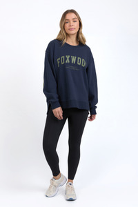 8: Interval Crew Navy Green