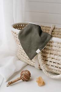 Baby: Linen/Towelling Dribble bib ® - Forest
