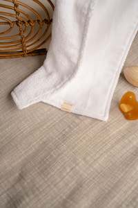 Burp Cloths: Burp Cloth -White ®