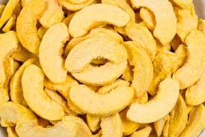 Freeze Dried Peach Slices - slightly sweetened