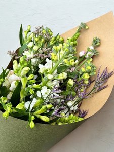 Soft Cottage Blooms – Fresh Flower Delivery Havelock North - Botanic Fusion