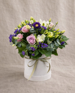 Hatbox Arrangement – Elegant Florals Havelock North - Botanic Fusion