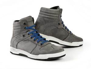 Clothing: Stylmartin Smoke Leather Sneaker