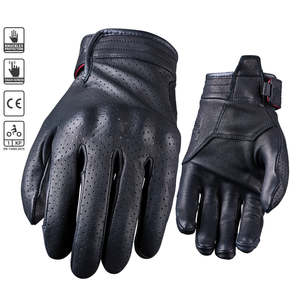 Gloves: FIVE Mustang EVO Gloves