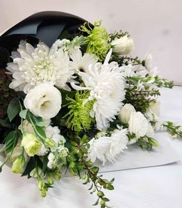 Every Day: Bouquet Classic - White & Green