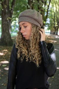 Last Of The Best: Black Zip Sleeve Top