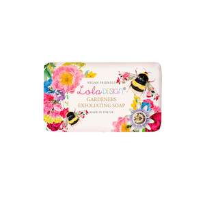 Lola Design | Gardeners Exfoliant Soap