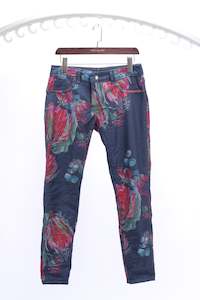 Pants: REVERSIBLE JEANS NAVY