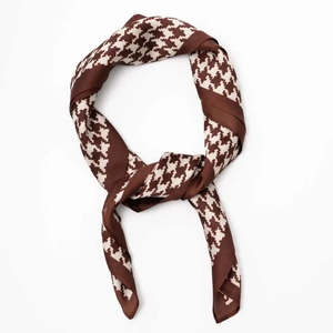 Mothers Day: Houndstooth Scarf