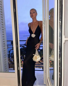 SALE - Helsastudio Deep V Maxi